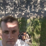  ,   Lubomyr, 42 ,   