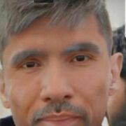  -,  Jastin, 20