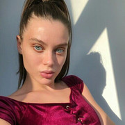 -,  Milana, 26