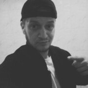  ,  Roma, 33