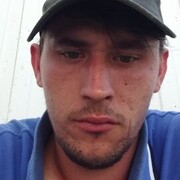  ,  Danila, 23