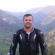  ,   Alex, 44 ,   