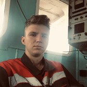  ,  Alex, 24
