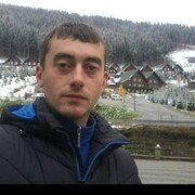  ,  Misha, 32