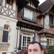  Reuilly-Bois de Vincennes,  Nikolas, 36