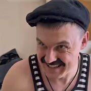  ,  Artur, 34