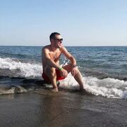  ,   Maxim, 38 ,   ,   