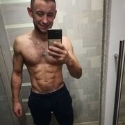  ,   Tony, 31 ,   ,   