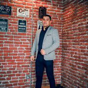  ,  Ali, 30