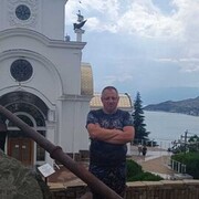  ,   Valery, 49 ,   c 