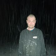  ,  Aleksejs, 28