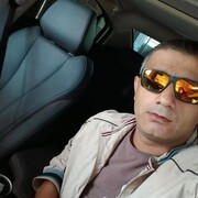  ,   Armen, 40 ,   ,   