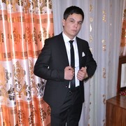  ,  Sirojbek, 32