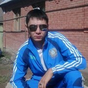  ,   Erlan, 39 ,   
