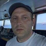  ,  Mamuka, 35