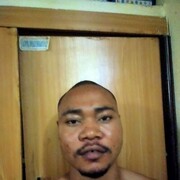  Sherman Oaks,   Chinemerem, 22 ,   ,   
