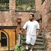  ,  Arman, 27