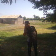  ,   Raz, 31 ,   