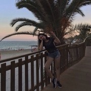  ,  Lina, 28