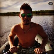  ,   Edijs, 25 ,   