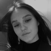  ,  Alena, 20