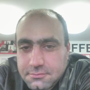  ,  leon, 44