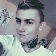  ,  Elvis, 32