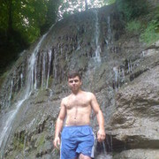  ,   Luka, 42 ,   