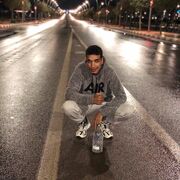  ,   Hicham, 25 ,   ,   