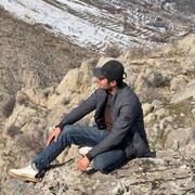  ,  Xalil, 25