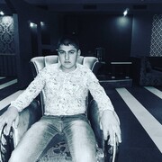  ,  Aren, 25