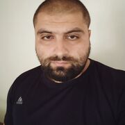  ,  Lasha, 32