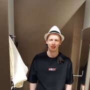  ,  Danila, 23