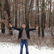  ,  Dima, 35