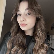  ,   Sabina, 19 ,     