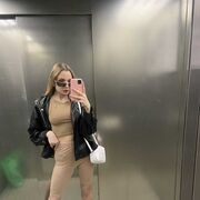  ,   Barbie, 26 ,  