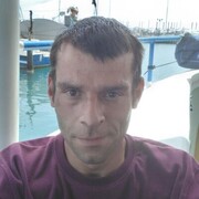 � �� ����