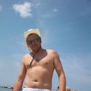  ,   Alex, 42 ,   