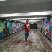  ,   Archil, 33 ,  
