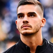  ,  Justin, 28