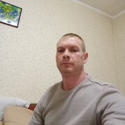  ,  Ivan, 32
