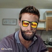  ,  Den, 32
