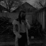  ,  Marinka, 21