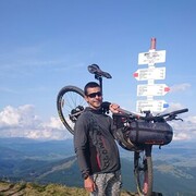  ,  Alex, 37