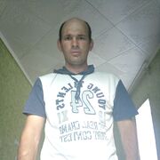 ,  Anton, 36