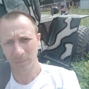  ,   Maxim, 42 ,   ,   