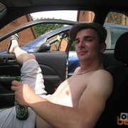  ,   Viktor, 37 ,  