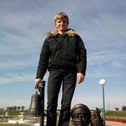  ,   Denis, 35 ,   