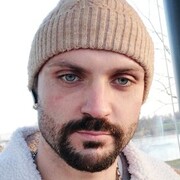  ,   Arnaud, 31 ,   ,   