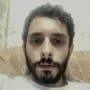  ,  Alex, 28